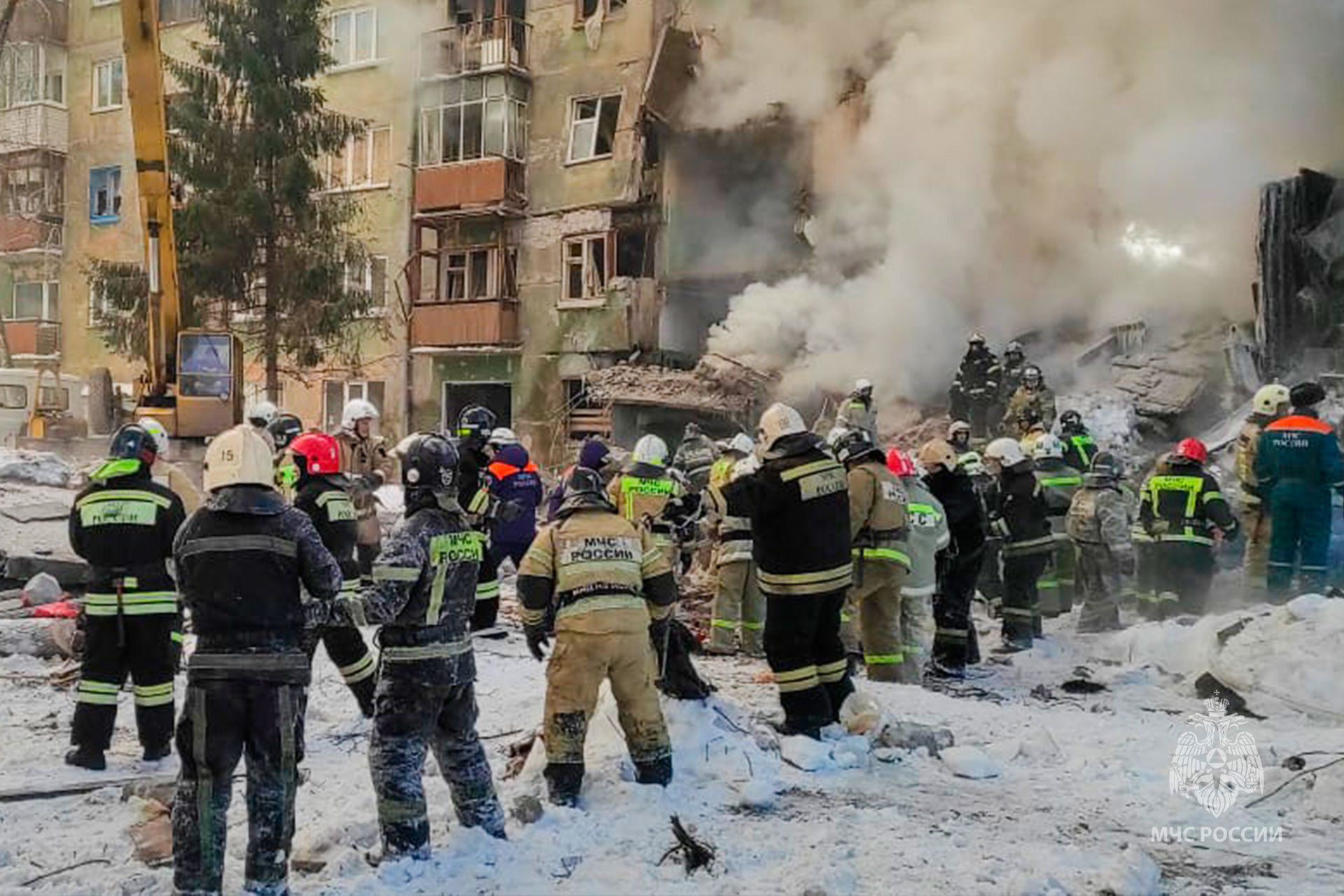 Число жертв взрыва газа в Новосибирске снова выросло