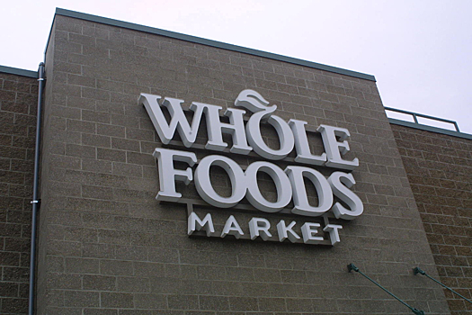 Amazon завершил сделку по покупке Whole Foods Market