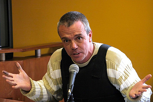 Главный киллер Эскобара Попай призвал Терезу Мэй легализовать кокаин