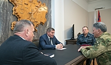 Андрей Бочаров встретился с командующим Южным округом Росгвардии