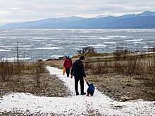 Россияне в феврале массово устремились на Байкал