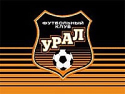 Представители "Урала" сыграли в футбол на крыше небоскреба