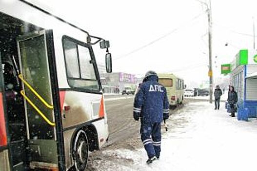 Лихие маршрутки. Пассажиры боятся ездить на общественном транспорте
