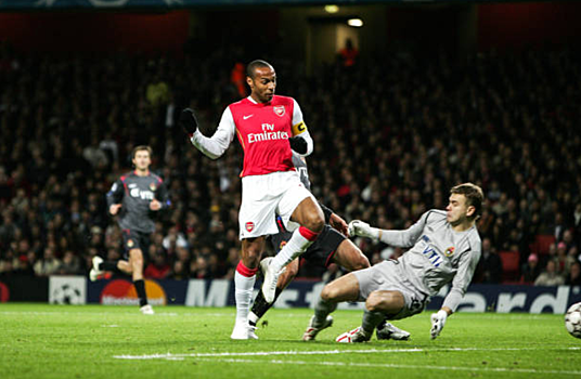 Акинфеев: недавно прислали нарезку матча с "Арсеналом" в 2006-м. Кайфанул даже, что мог играть так раньше