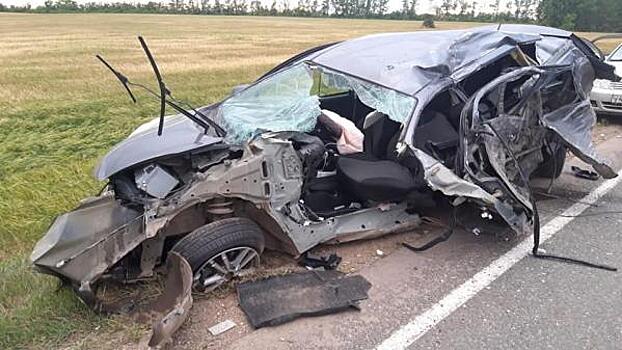 Водитель Nissan столкнулся с Кia в Башкирии и погиб