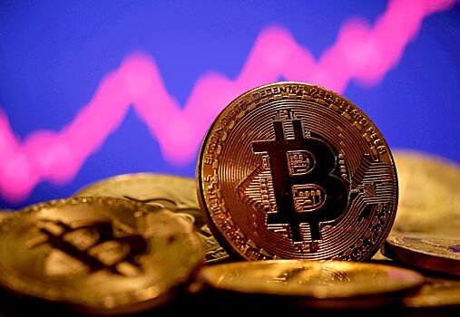 Курс биткоина обвалился