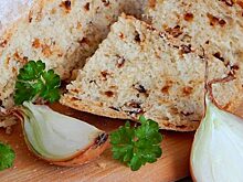 Луковый хлеб — вкусная сдоба своими руками