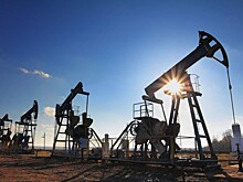 МЭА повысило прогноз по добыче нефти в России в 2019 году