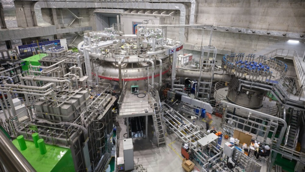 Корейский термоядерный реактор вырабатывал плазму температурой 100 млн градусов 48 секунд