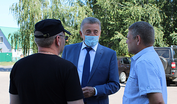 Сенатор Сергей Лукин обсудил с жителями Аннинского района вопросы развития сельских территорий