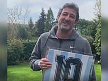 Бывший футболист «Наполи» продал футболку Марадоны для борьбы с коронавирусом