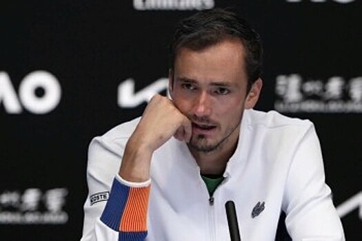 Геннадий Орлов: Медведев вёл 2-0 в финале и стал дёргаться. Сам себя выводит из равновесия