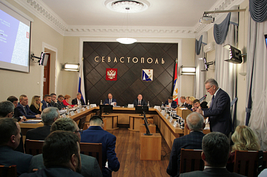На развитие придомовых территорий Крыма выделят 2,6 млрд рублей