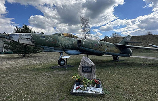 В ФРГ прошла акция памяти, посвященная подвигу советских летчиков над Берлином в 1966 году