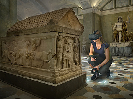 Компания КРОК воссоздала в виртуальной реальности зал Эрмитажа