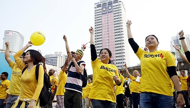 Полиция Малайзии допросит экс-премьера страны