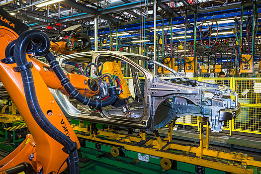 На АвтоВАЗ похвалились роботизацией на заводах