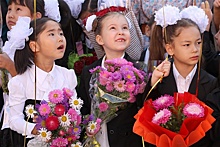 Кыргызстан и Россия подписали соглашение о строительстве в КР школ