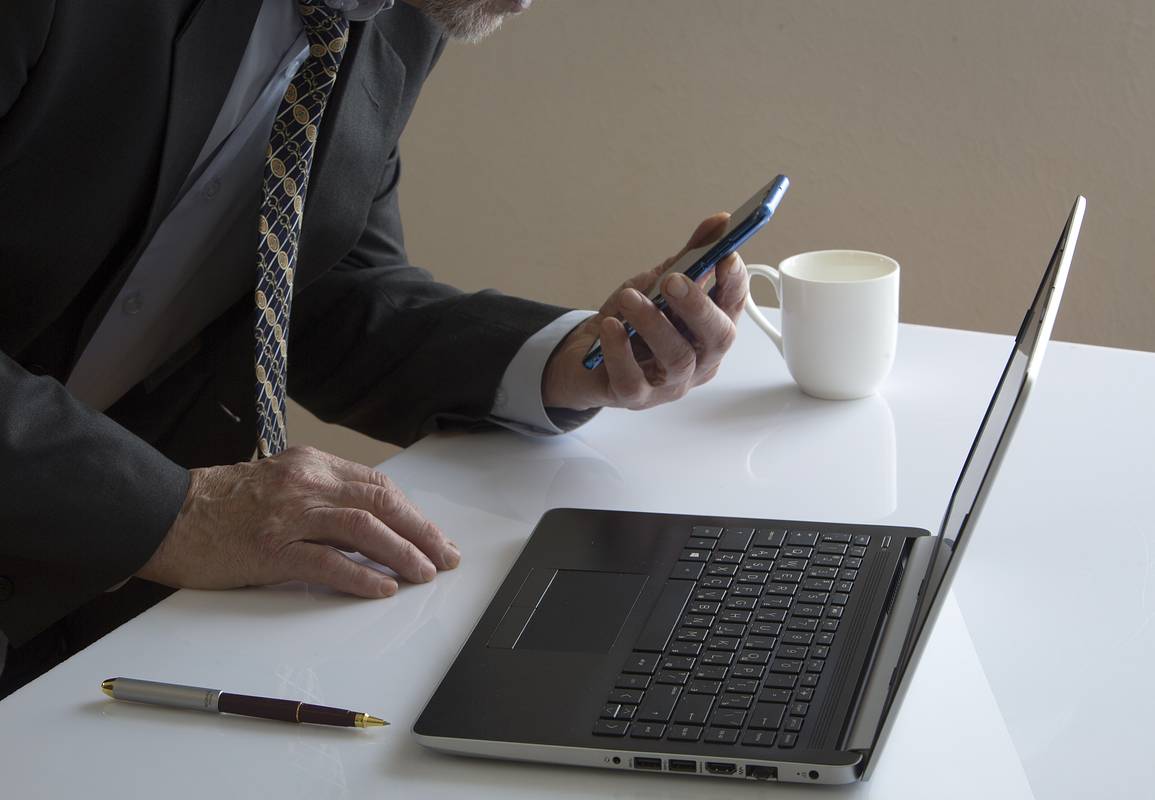 Россиянам напомнили о шестидневной рабочей неделе