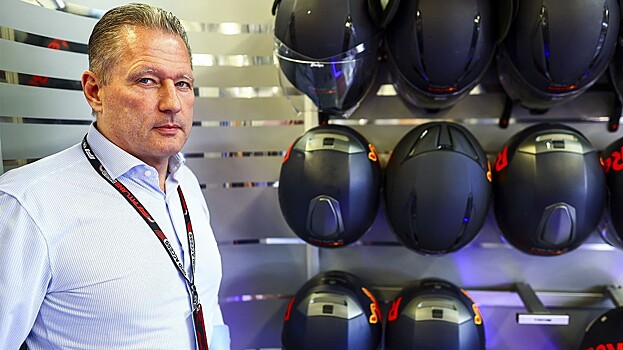 Отец Ферстаппена: хорошие специалисты покидают Red Bull, пора задуматься