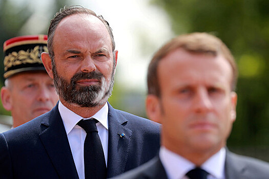 Экс-премьеру Франции прислали конверт с угрозами и порошком