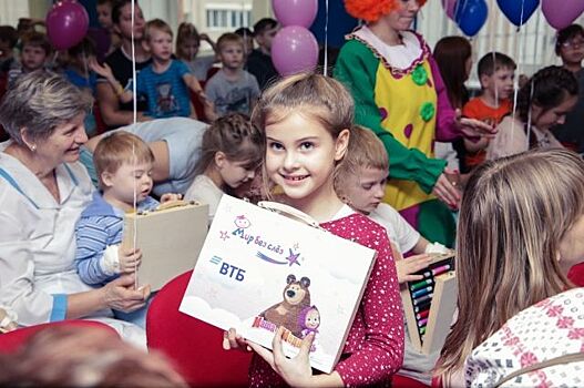 Дар врачам и детям: Псковская детская больница получила 3 млн рублей