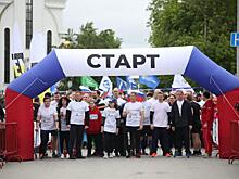 Екатеринбургские депутаты вместе с горожанами пробежали «Za Россию!»