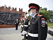 Подвигу подольских курсантов посвятили мемориал