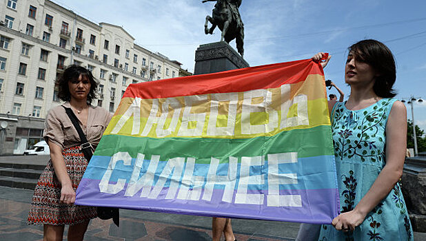 США будут добиваться разрешения однополых браков во всем мире