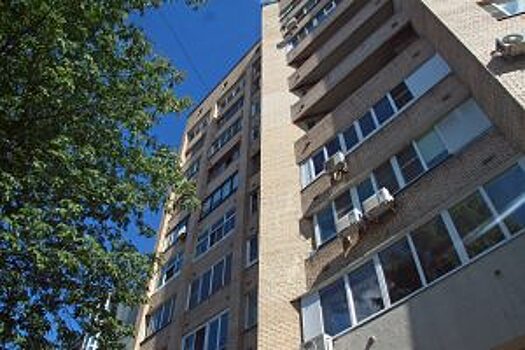 Отселенные и частично отселенные дома проинспектировали в районе