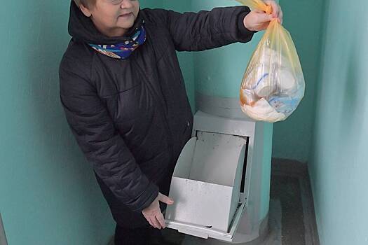 Россиянам назвали способ наказать соседа за забитый мусоропровод