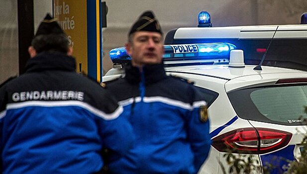 На Корсике взрыв разрушил здание банка