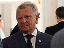 «Пришел вчера - и вот ухожу»: Александру Никишину вручили грамоту