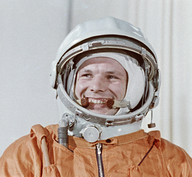 Победа в космической гонке являлась одним из важнейших достижений СССР. Космонавты были кумирами миллионов советских граждан.
