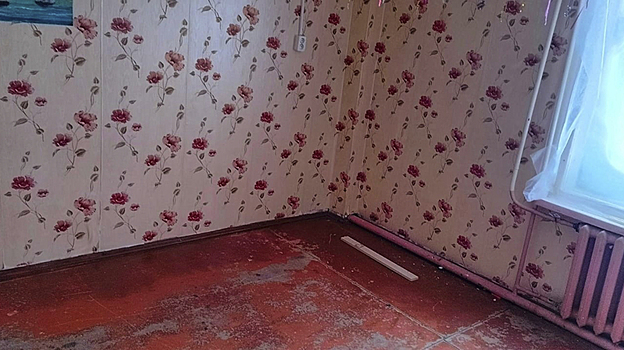 Жительница Ямала пожаловалась, что получила квартиру за воспитание детей-сирот без туалета и ванной