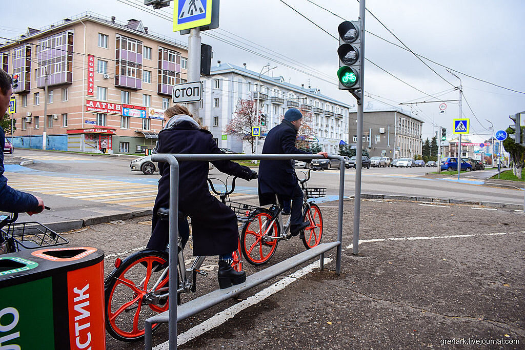 Велосипеды, общественный транспорт и гребаные ямы: Как Илья Абросимов улучшает велоинфраструктуру в Калининграде