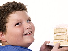 Диетолог заявил о росте числа детей с ожирением в России