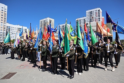Екатеринбургские стройотряды получили «путевки на целину» в Академический