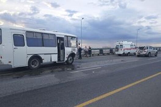 В Перми в ДТП с автобусом пострадал маленький ребёнок