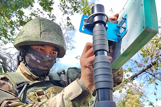 Российские военные осваивают применение инженерных барражирующих боеприпасов