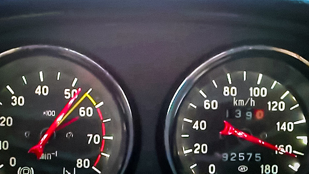 Героизм и отвага: чем закончилась попытка "положить стрелку" на ВАЗ-2106