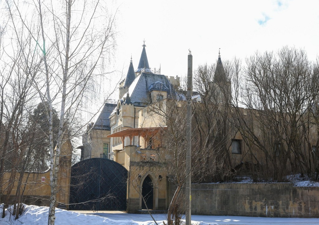 Что творилось, сказать страшно: в Грязи вспомнили дни рождения Пугачевой