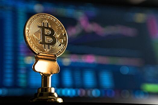 Биткоин впервые с середины июня подорожал до $25 тыс.