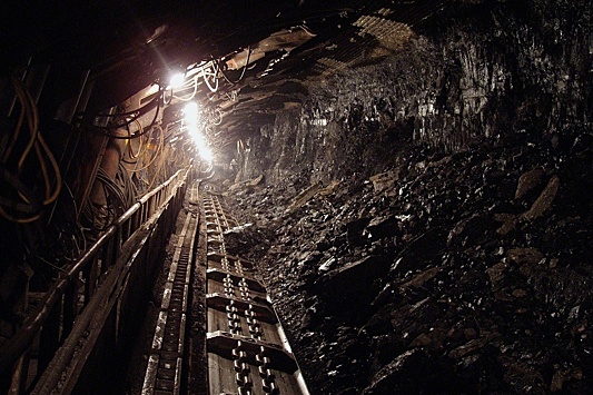 На угольных шахтах России после трагедии в "Листвяжной" нашли тысячи нарушений