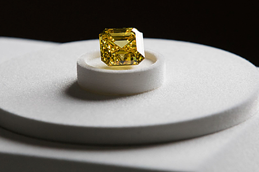 В России продали уникальный желтый бриллиант
