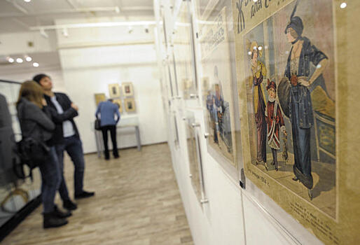 Выставка картин открылась в «Доме Алексея Лосева»