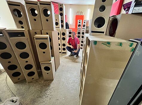 Импортозамещение звука: в Новосибирске открыли производство акустических систем