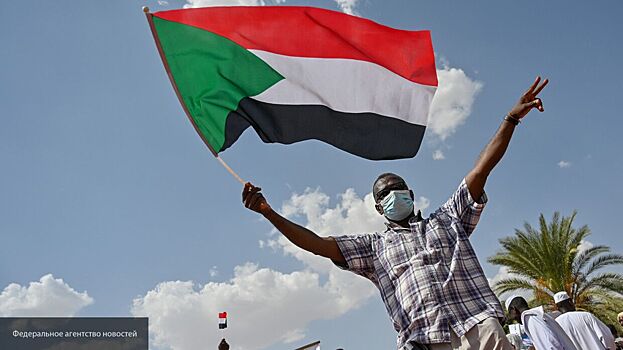 Суданцы встретили подписание мирного договора праздничными шествиями