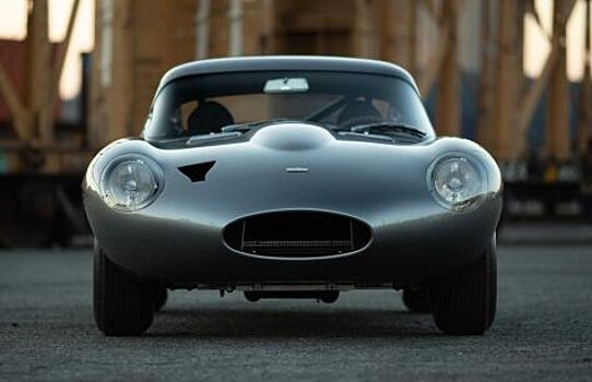 Представили рестмодовую вариацию Jaguar E-Type Low Drag Coupe