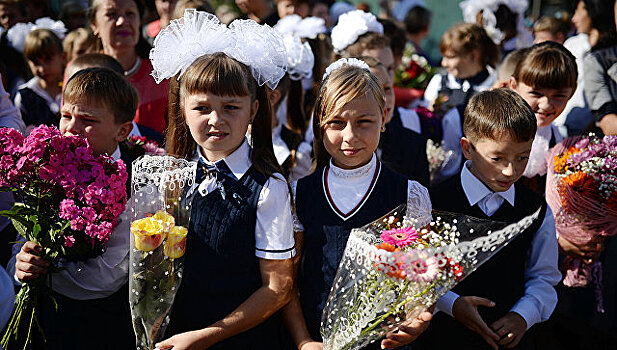 Москвичи смогут помочь малообеспеченным семьям в подготовке к школе